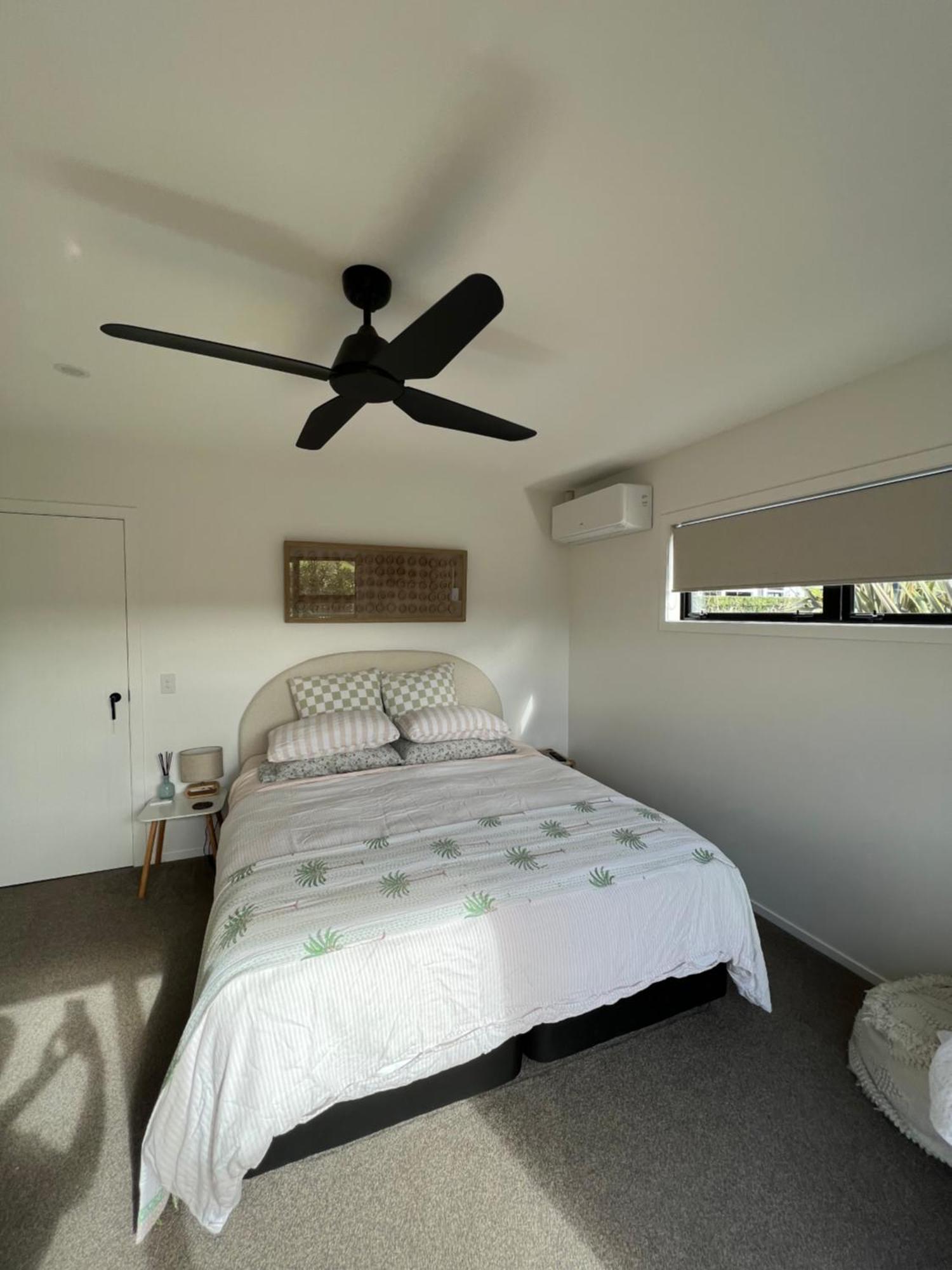 Private By The Beach Whitianga Buitenkant foto
